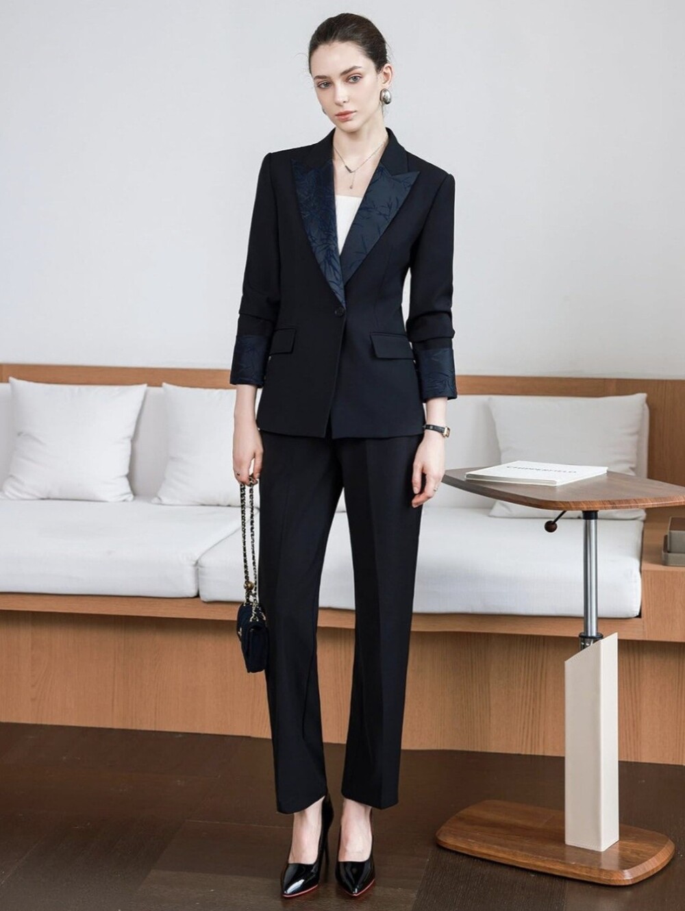 NWOT ResChic 2 Piece Pant Suit Black Contrast - Small